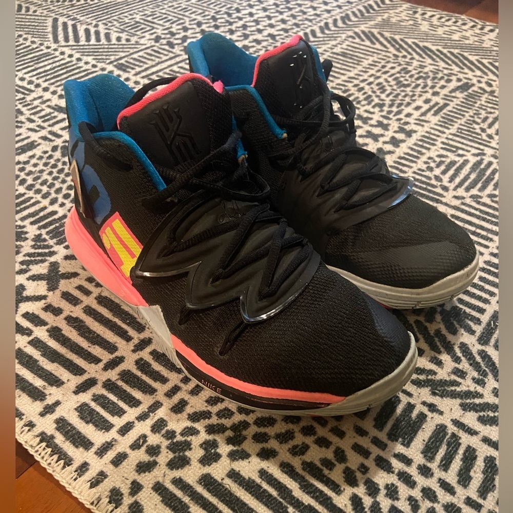 Kyrie 5 Just Do It​
